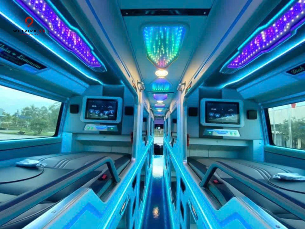 Xe Sapa – Hà Giang Hạng Cabin Cung Điện Di Động 24 Buồng 3 Xe Cabin VIP 24 Buồng