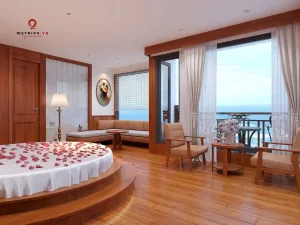 4. Executive Balcony Suite with private terrace Double view 4 32 11zon