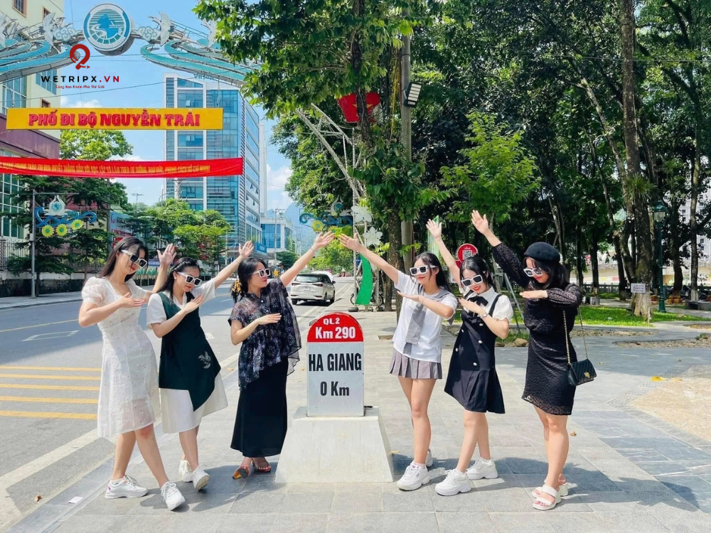 Zero Kilometer Marker – the official end point of the Ha Giang Loop, marking the completion of your adventure.