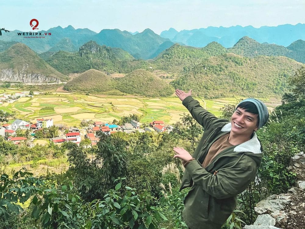 Núi đôi Quản Bạ 