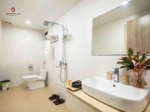 Khách sạn cát bà